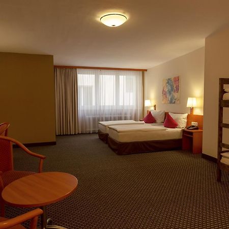 Central Hotel Loewen Feldkirch Szoba fotó