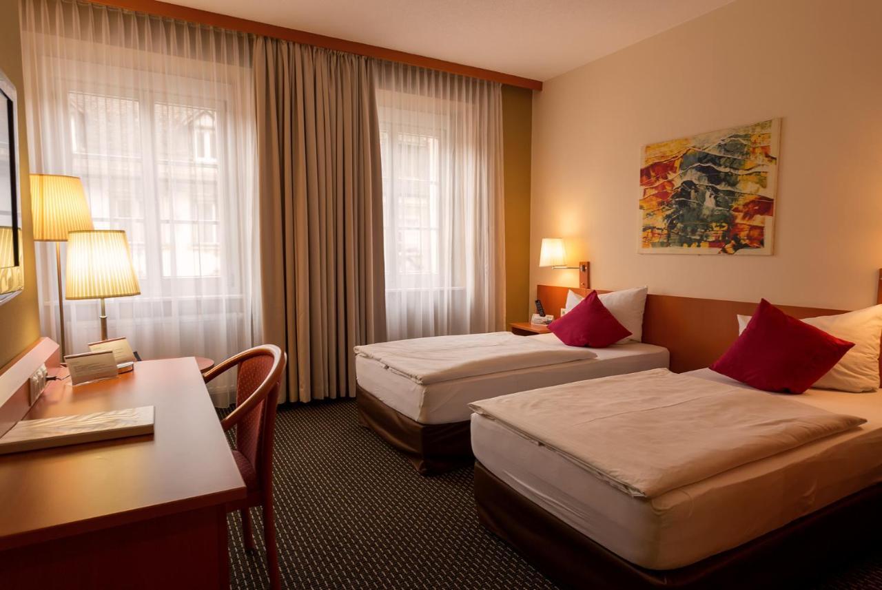 Central Hotel Loewen Feldkirch Kültér fotó
