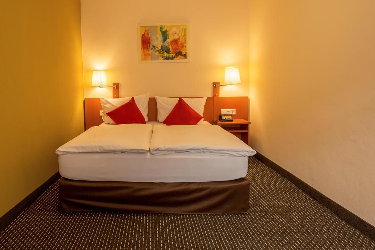 Central Hotel Loewen Feldkirch Kültér fotó